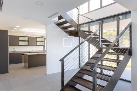 Villa for sale in Cabrils, Barcelona, Spain 4 bedrooms, 326 sq.m. No. 150569 - photo 18