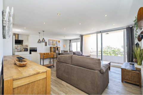Apartment à vendre à Es Castell, Menorca, Espagne, 2 chambres, 81 m2 No. 168289 - photo 8