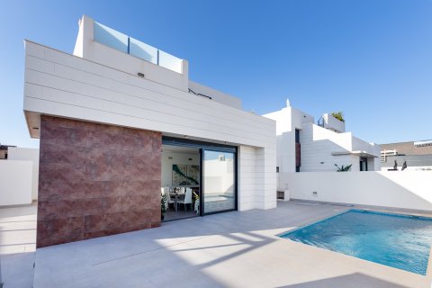 Villa en venta en Pilar de la Horadada, Alicante, España 3 dormitorios, 117 m2 No. 168285 - foto 2