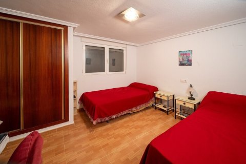Продажа виллы Дехеса де Кампоамор, Аликанте, Испания 8 спален, 300м2 №111132 - фото 12