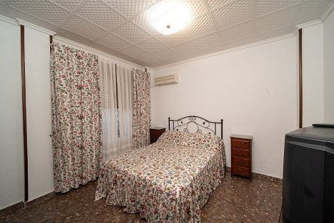 Продажа виллы Дехеса де Кампоамор, Аликанте, Испания 8 спален, 300м2 №111132 - фото 15