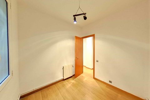 Apartament w Barcelona, Hiszpania 3 sypialnie, 67 mkw. nr 167157 – zdjęcie 16