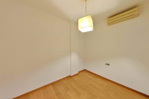 Apartament w Barcelona, Hiszpania 3 sypialnie, 67 mkw. nr 167157 – zdjęcie 12