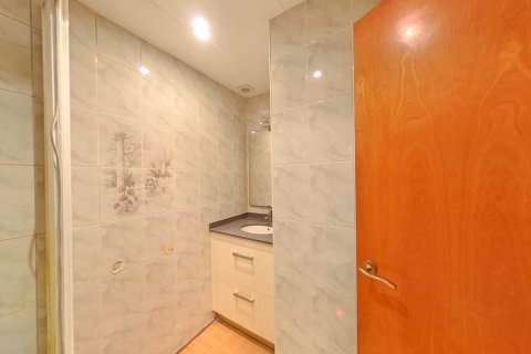 Apartament w Barcelona, Hiszpania 3 sypialnie, 67 mkw. nr 167157 – zdjęcie 19