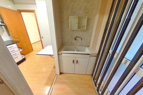 Apartament w Barcelona, Hiszpania 3 sypialnie, 67 mkw. nr 167157 – zdjęcie 9