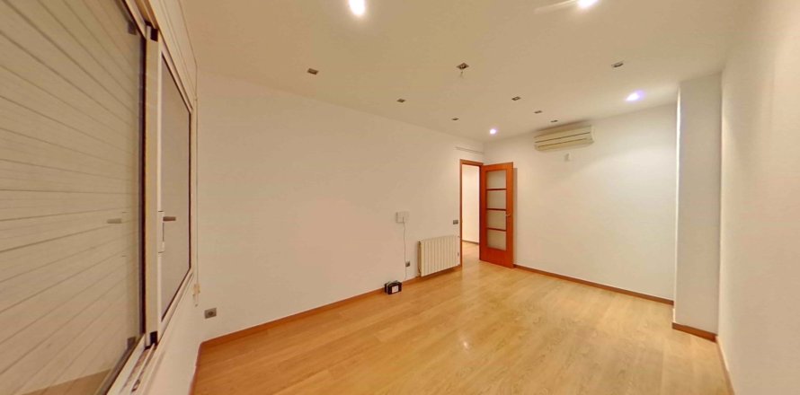 Apartament w Barcelona, Hiszpania 3 sypialnie, 67 mkw. nr 167157