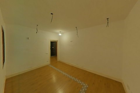 Продажа квартиры в Барселона, Испания 2 спальни, 84м2 №167154 - фото 9