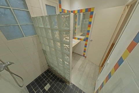 Продажа квартиры в Барселона, Испания 2 спальни, 84м2 №167154 - фото 13