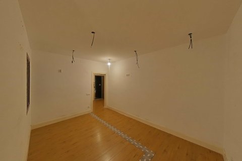 Продажа квартиры в Барселона, Испания 2 спальни, 84м2 №167154 - фото 10