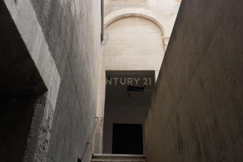 Commercial property for sale in Vilafranca Del Penedes, Barcelona, Spain 753 sq.m. No. 167160 - photo 2