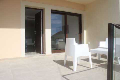 Kaupunkipientalo myytävänä Torrevieja, Alicante, Espanja, 3 makuuhuonetta, 187 m2 No. 115996 - kuva 2