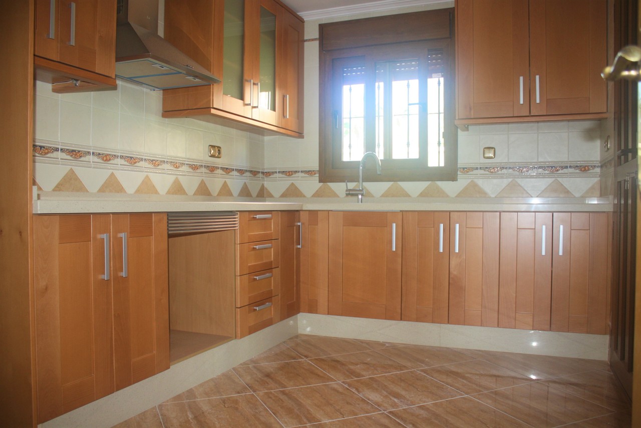 Villa in Torrevieja, Alicante, Spain 3 bedrooms, 315 sq.m. No. 115992