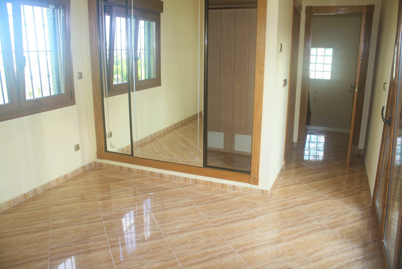 Villa in Torrevieja, Alicante, Spain 3 bedrooms, 315 sq.m. No. 115992
