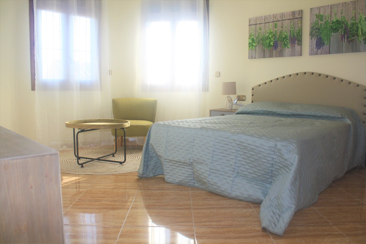 Villa in Torrevieja, Alicante, Spain 3 bedrooms, 315 sq.m. No. 115992