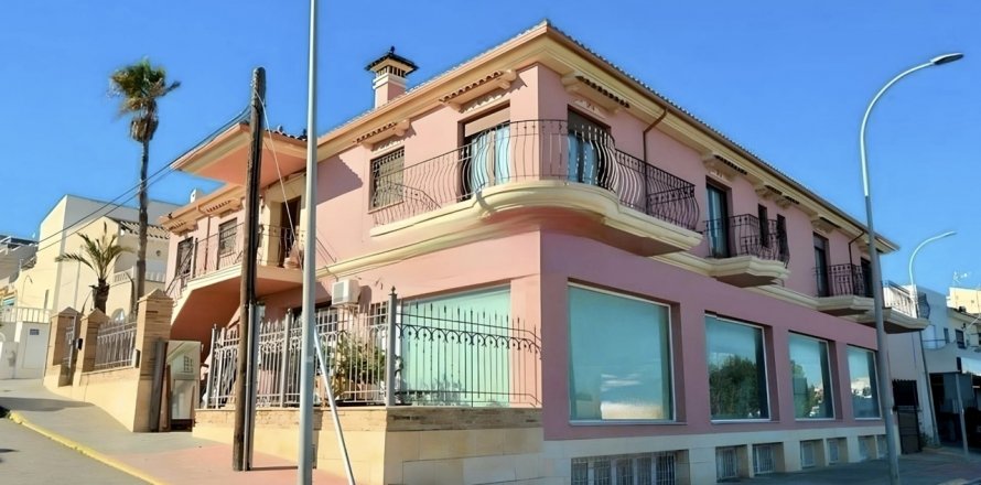 Villa San Miguel de Salinas, Alicante, Spagna 4 camere da letto, 550 mq. N° 115987