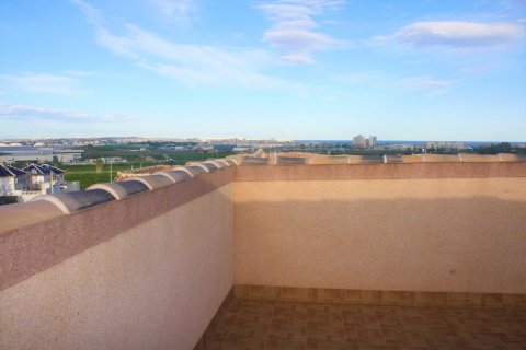 Townhouse for sale Torrevieja, Alicante, Spain 2 bedrooms, 172 sq.m. No. 115994 - photo 15