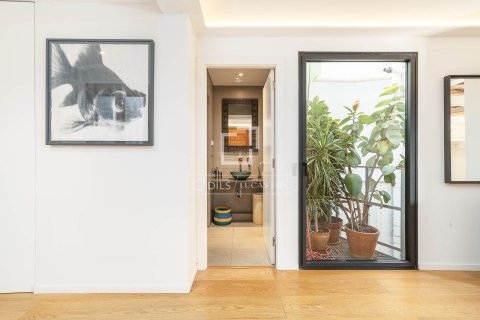 Penthouse à vendre à Barcelona, Espagne, 2 chambres, 136 m2 No. 161358 - photo 17