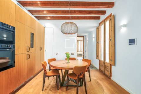 Lägenhet för uthyrning i Barcelona, Spanien 2 sovrum, 111 kvm. Nr. 161363 - foto 9