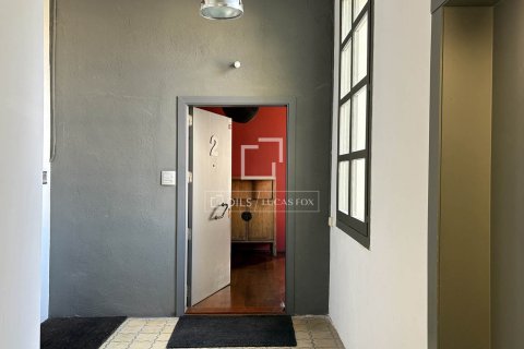 Lägenhet för uthyrning i Barcelona, Spanien 2 sovrum, 251 kvm. Nr. 161360 - foto 26