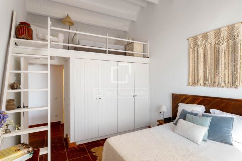 Huvila myytävänä Cabrera de Mar, Barcelona, Espanja, 5 makuuhuonetta, 592 m2 No. 161357 - kuva 18
