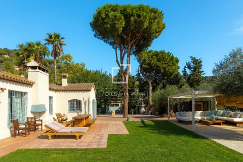 Huvila myytävänä Cabrera de Mar, Barcelona, Espanja, 5 makuuhuonetta, 592 m2 No. 161357 - kuva 29