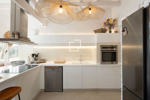 Huvila myytävänä Cabrera de Mar, Barcelona, Espanja, 5 makuuhuonetta, 592 m2 No. 161357 - kuva 8
