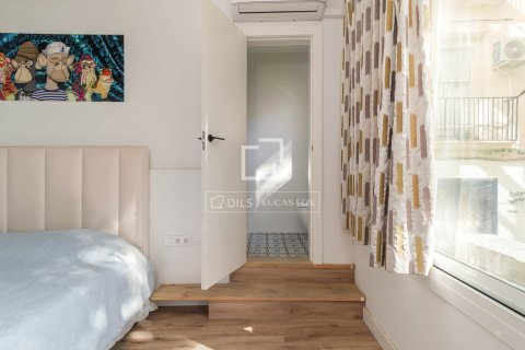 Lägenhet för uthyrning i Barcelona, Spanien 3 sovrum, 116 kvm. Nr. 161362 - foto 30