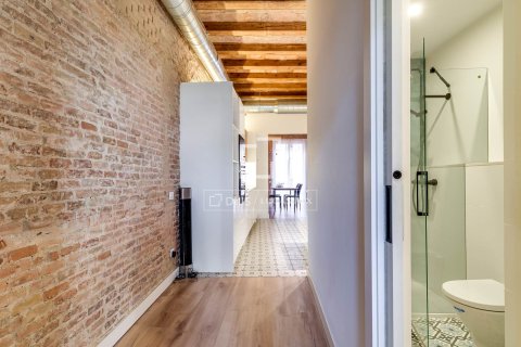 Lägenhet för uthyrning i Barcelona, Spanien 3 sovrum, 116 kvm. Nr. 161362 - foto 21