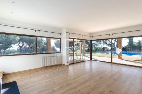 Villa för uthyrning i Sant Andreu de Llavaneres, Barcelona, Spanien 5 sovrum, 344 kvm. Nr. 161361 - foto 10