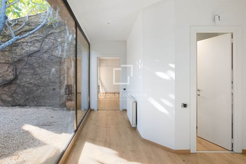 Villa för uthyrning i Sant Andreu de Llavaneres, Barcelona, Spanien 5 sovrum, 344 kvm. Nr. 161361 - foto 14