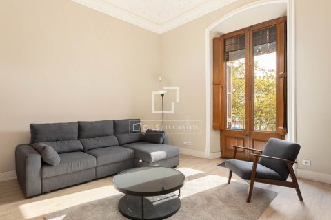 Lägenhet för uthyrning i Barcelona, Spanien 2 sovrum, 137 kvm. Nr. 161359 - foto 7