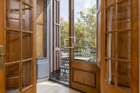 Lägenhet för uthyrning i Barcelona, Spanien 2 sovrum, 137 kvm. Nr. 161359 - foto 20