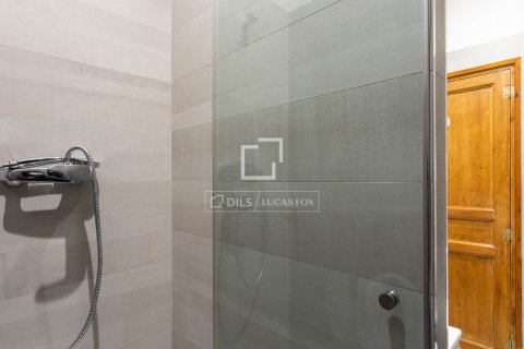 Lägenhet för uthyrning i Barcelona, Spanien 2 sovrum, 137 kvm. Nr. 161359 - foto 25