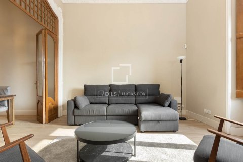 Lägenhet för uthyrning i Barcelona, Spanien 2 sovrum, 137 kvm. Nr. 161359 - foto 6