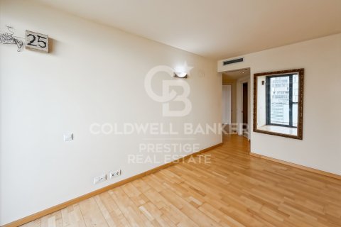 Apartment à vendre à Barcelona, Espagne, 4 chambres, 171 m2 No. 178712 - photo 13