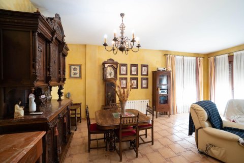 Commercial property for sale in San Miguel de Salinas, Alicante, Spain 468 sq.m. No. 168719 - photo 12