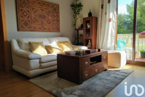 Apartment à Vilanova i la Geltru, Barcelona, Espagne 4 chambres, 101 m2 No. 154200