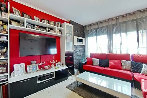 Apartment for sale in Castellon de la Plana, Castellon, Spain 4 bedrooms, 137 sq.m. No. 154203 - photo 2