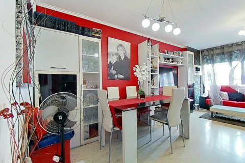 Apartment for sale in Castellon de la Plana, Castellon, Spain 4 bedrooms, 137 sq.m. No. 154203 - photo 3