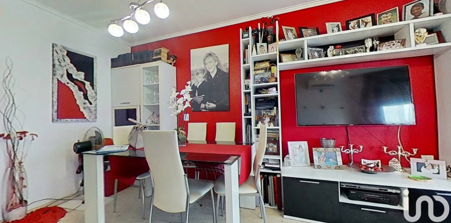 Apartment in Castellon de la Plana, Castellon, Spain 4 bedrooms, 137 sq.m. No. 154203