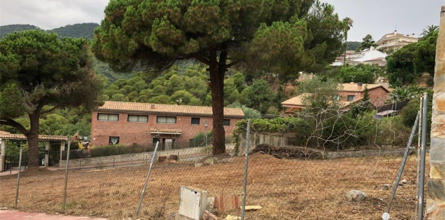 Terreno a Cabrils, Barcelona, Spagna 683 mq. N° 154204