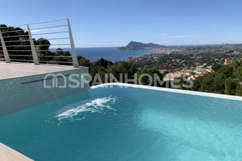 Villa i Altea, Alicante, Spanien 4 sovrum, 260 kvm. Nr. 57600