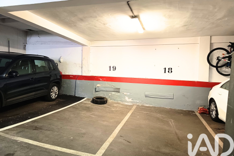 Estacionamiento en alquiler en Madrid, España 44 m2 No. 195751 - foto 2