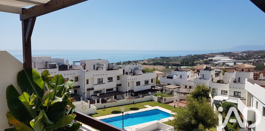 Hus i Velez-Malaga, Malaga, Spanien 4 sovrum, 226 kvm. Nr. 195747