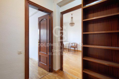 Apartment à vendre à Barcelona, Espagne, 4 chambres, 180 m2 No. 157421 - photo 25