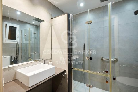 Apartment à vendre à Barcelona, Espagne, 4 chambres, 180 m2 No. 157421 - photo 16