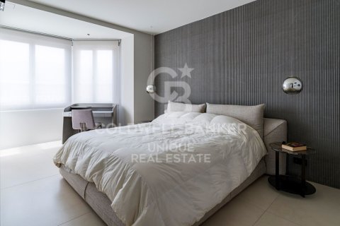 Kattohuoneisto myytävänä Madrid, Espanja, 3 makuuhuonetta, 228 m2 No. 157420 - kuva 26