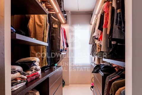 Kattohuoneisto myytävänä Madrid, Espanja, 3 makuuhuonetta, 228 m2 No. 157420 - kuva 24