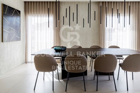 Kattohuoneisto myytävänä Madrid, Espanja, 3 makuuhuonetta, 228 m2 No. 157420 - kuva 5