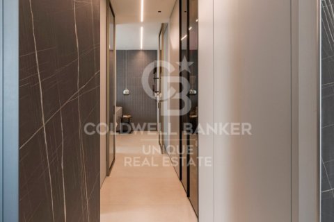 Kattohuoneisto myytävänä Madrid, Espanja, 3 makuuhuonetta, 228 m2 No. 157420 - kuva 20